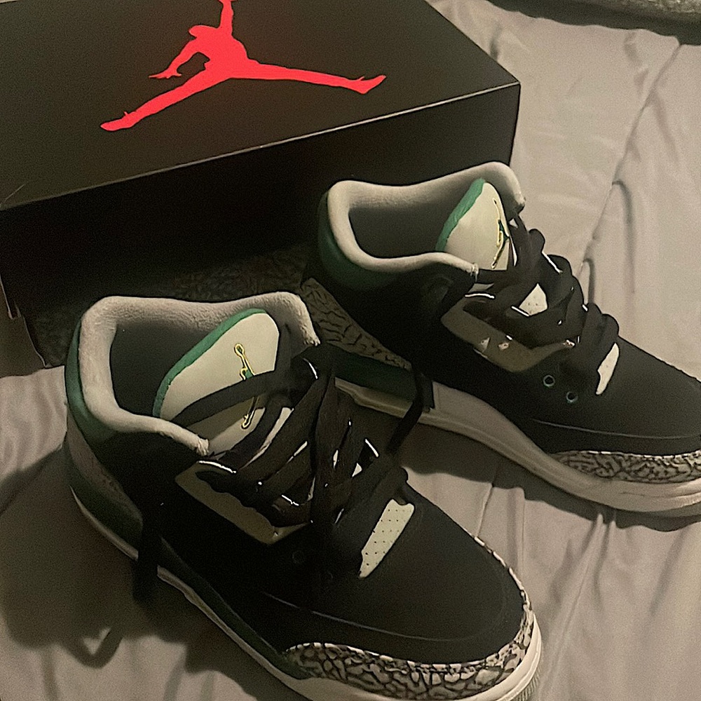 Jordan 3 Pine Green (5.5)